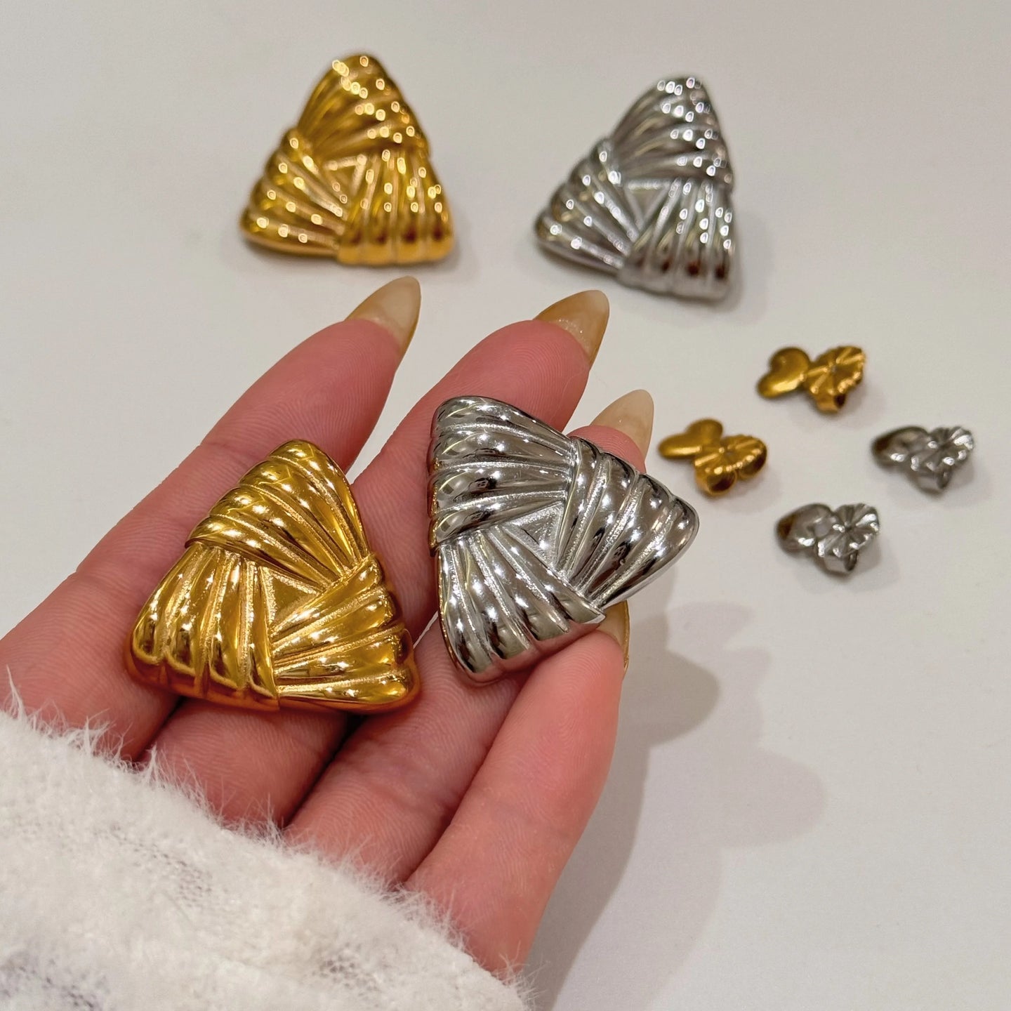 Bobbi Earring